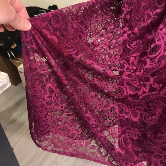 Lace sleeveless knee length - Picture 10 of 16